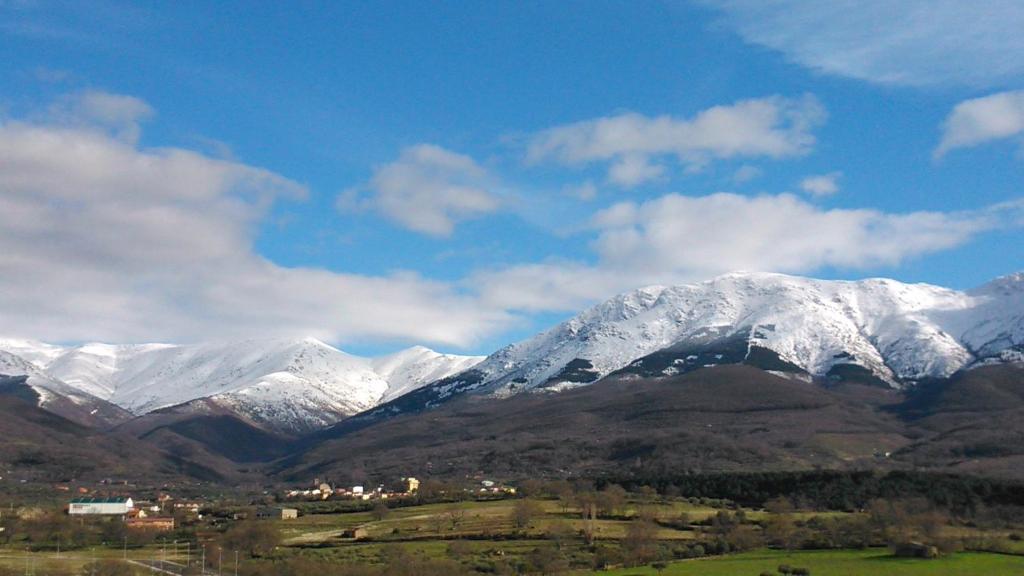 Complejo Turistico Las Canadas Casas De Campo- Actividades Gratuitas Todos Los Fines De Semana Banos De Montemayor Exterior foto